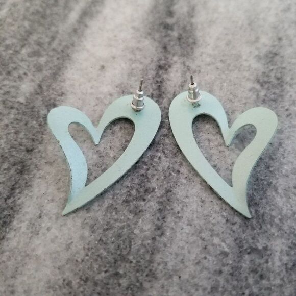 Vintage Baby Blue Enamel Heart Post Earrings, Metallic, Retro 80s Design - Picture 3 of 5